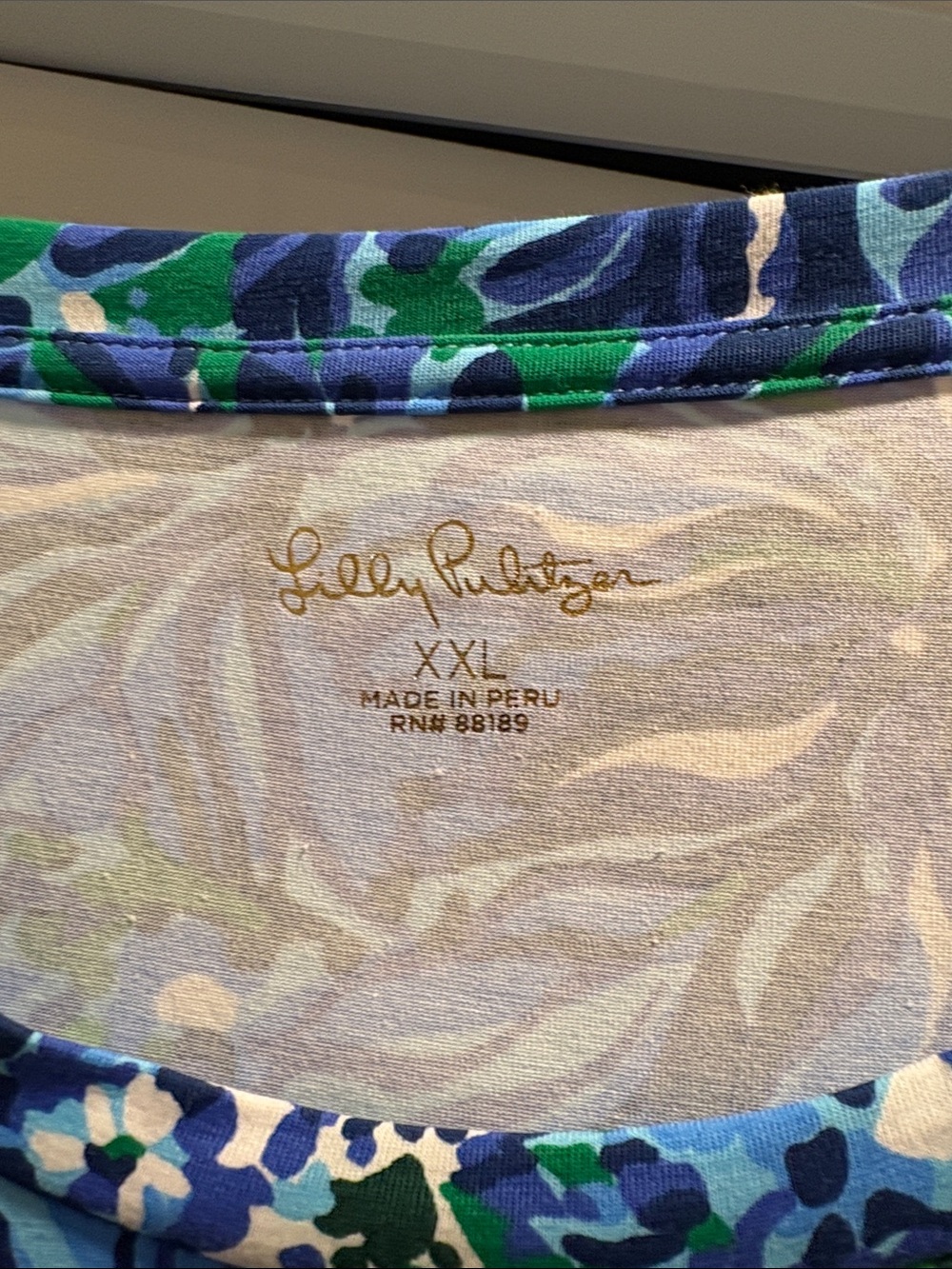 Lilly Pulitzer Rhett Top - Picture 3 of 3